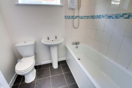 2 bedroom flat to rent - Photo 5
