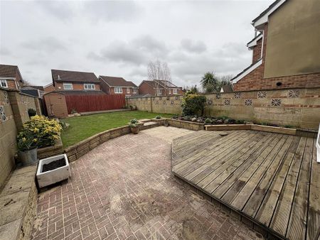 3 bedroom detached house to rent - Photo 5