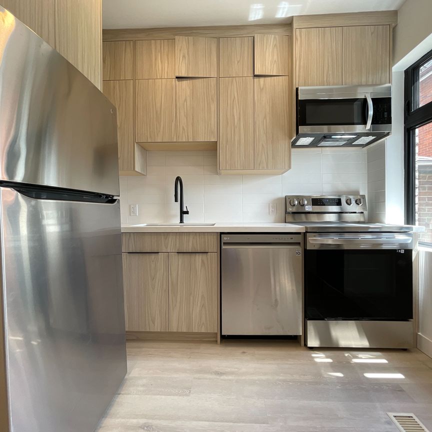 For Lease - 1821 Davenport Road Unit# Main, Toronto, Ontario - Photo 1