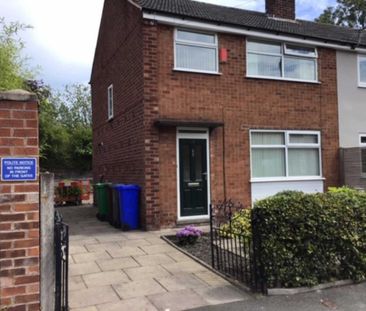 3 bedroom semi-detached house to rent - Photo 2