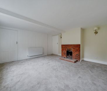 2 bedroom semi-detached house to rent - Photo 4