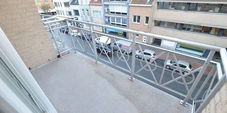 Appartement te huur in Oostende voor € 800 met 2 slaapkamers - Photo 3