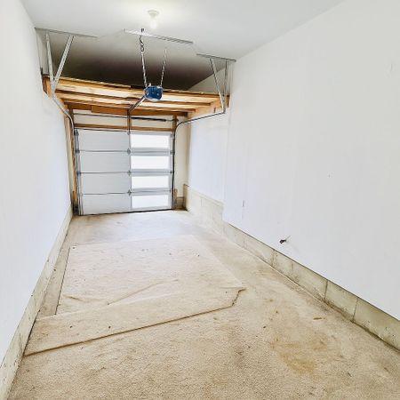 For Lease - 93 Frenchpark Circle, Brampton, Ontario - Photo 2