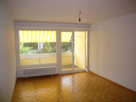 3 Zimmerwohnung im Hammerquartier mit sanierter Küche + Badezimmer - Photo 3