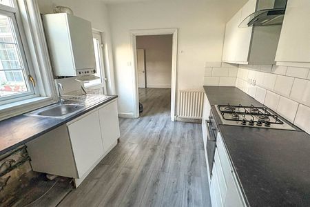 2 bed flat to rent in Stanhope Road, South Shields, NE33 - Photo 5