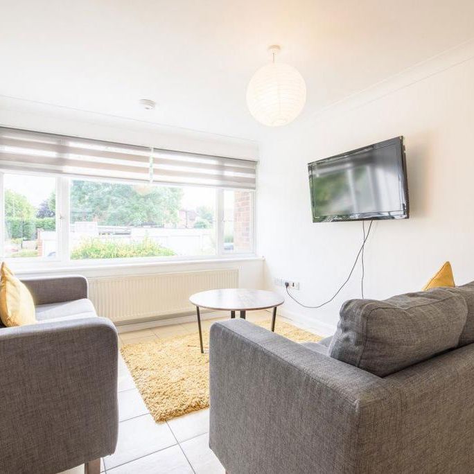 6 bedroom house to rent - Photo 1