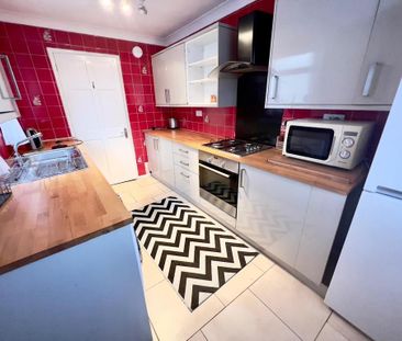 2 bedroom private hall to rent - Photo 3