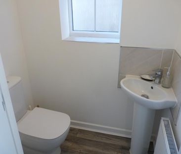 2 bedroom semi-detached house to rent - Photo 1