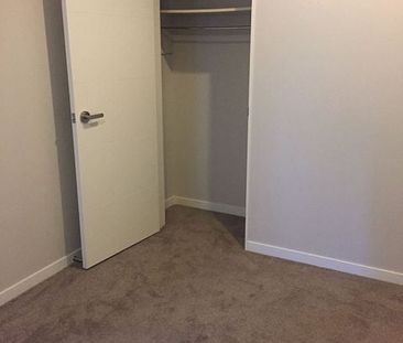 Charming 2BR Unit in Flat Bush - Photo 4
