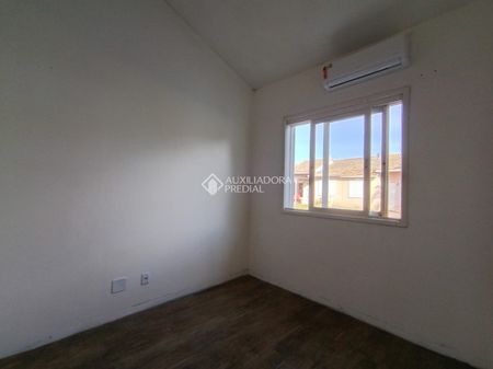 Casa em Condomínio com 3 quartos e 75m² para alugar em Rio Branco, Canoas. - Photo 2