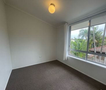2-Bedroom Unit – Walk to Shelly Beach - Photo 6