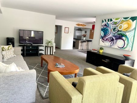 Merivale, 3 bedrooms - Photo 4