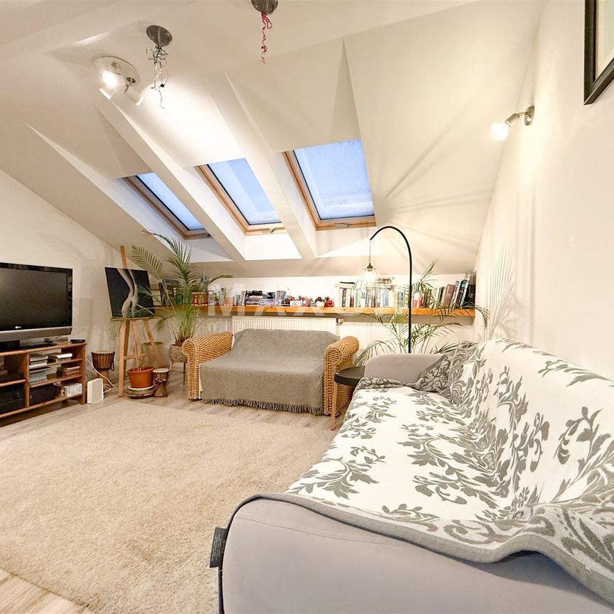 Przestronne 4-pokojowe mieszkanie na piętrze domu - Photo 1