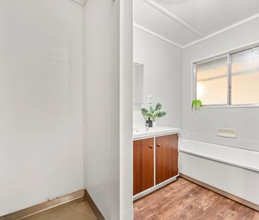 2-Bedroom Home in Trentham - Photo 1