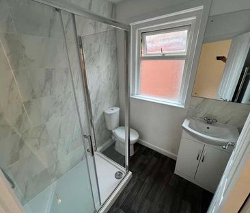 Coventry Road, SO15 - Photo 2