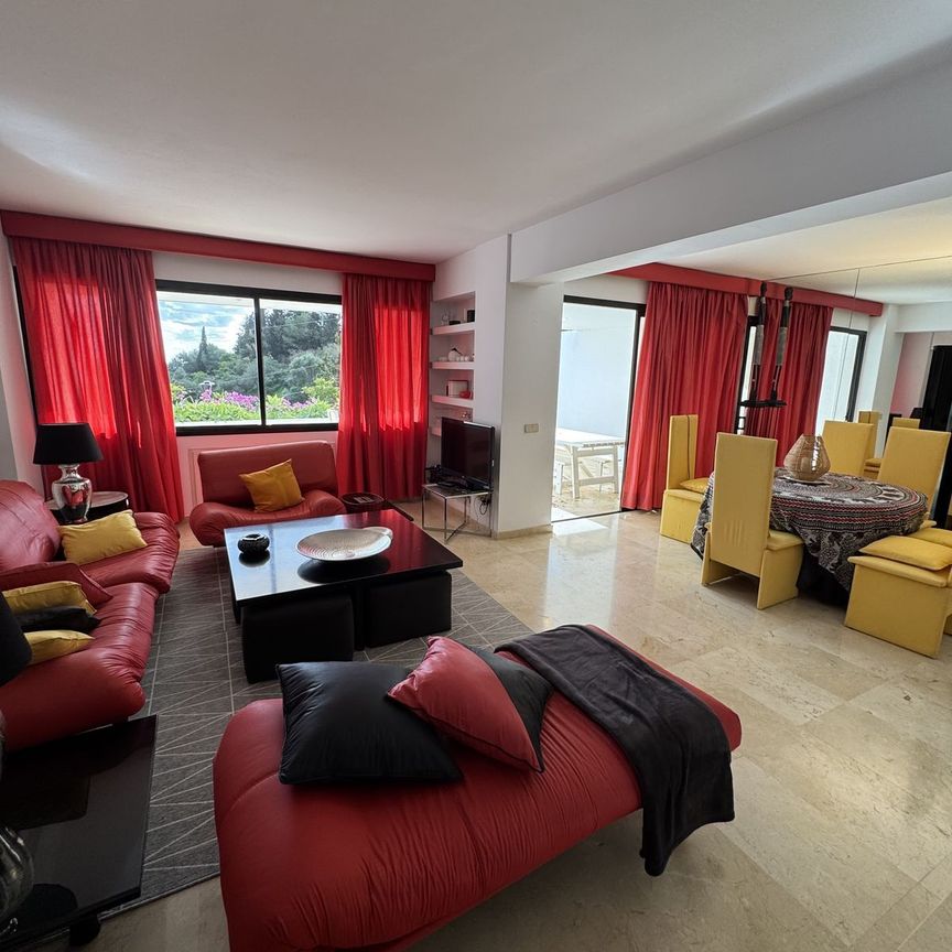 Semi-Detached House in Marbella - Photo 1