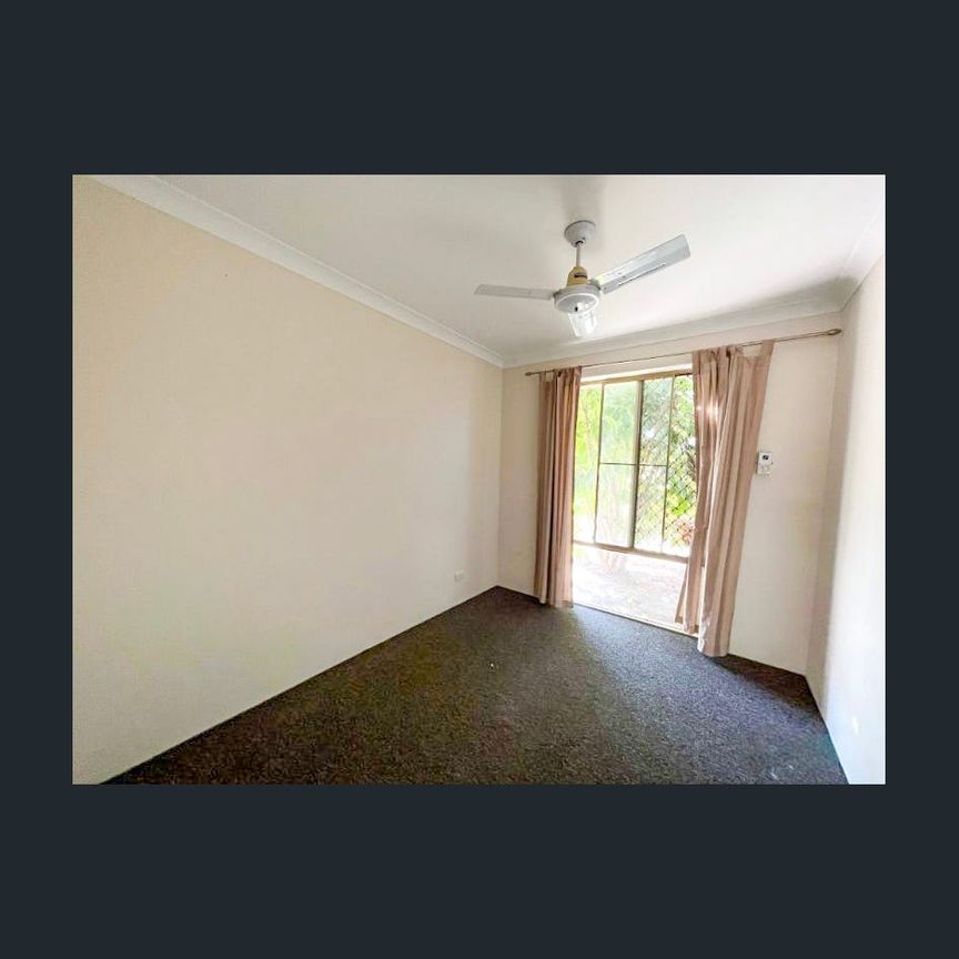 Peaceful & Renovated 3-Bedroom Home in a Quiet Complex - Photo 1