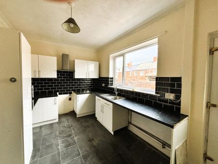 2 bedroom terraced house to rent - Photo 3