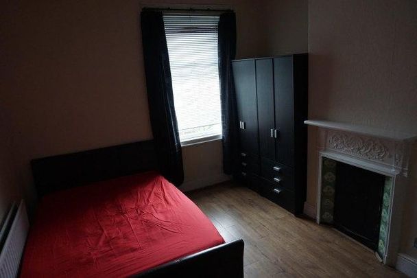 4 bedroom house share to rent - Photo 1