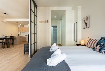 Calle Martínez de la Rosa, Málaga, Andalusia 29010