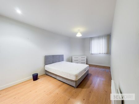 2 bedroom flat to rent - Photo 4