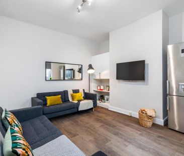 6 bedroom house to rent - Photo 1
