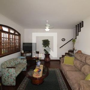 Casa para alugar com 260m², 5 quartos e 8 vagas - Foto 3
