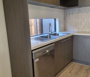 **Modern Comfort in Truganina: Stylish 4-Bedroom Family Home** - Photo 4