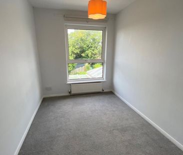 Roslings Close, Chelmsford - Photo 3