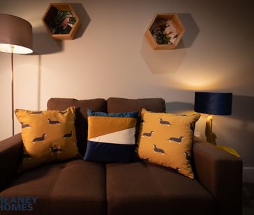 Spout Lane Room 3 - Photo 3