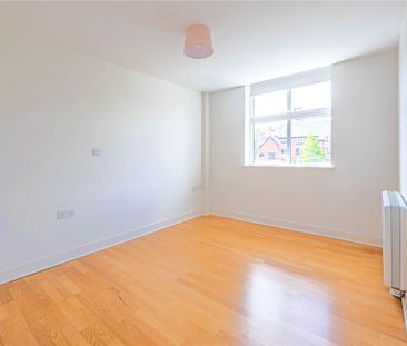 1 bed Flat for rent - Photo 6