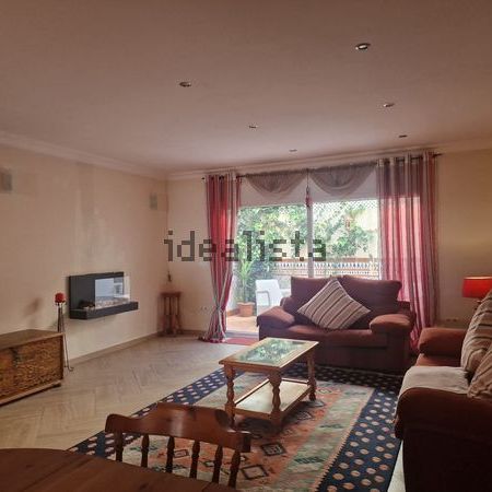 Alquiler de chalet adosado en Santangelo - Photo 1