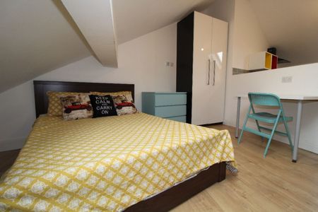 Fylde Road, Flat 04, PRESTON, Lancashire PR1 2XP - Photo 2