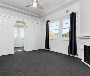 Neat Three Bedroom Home in Ideal Location - Photo 2