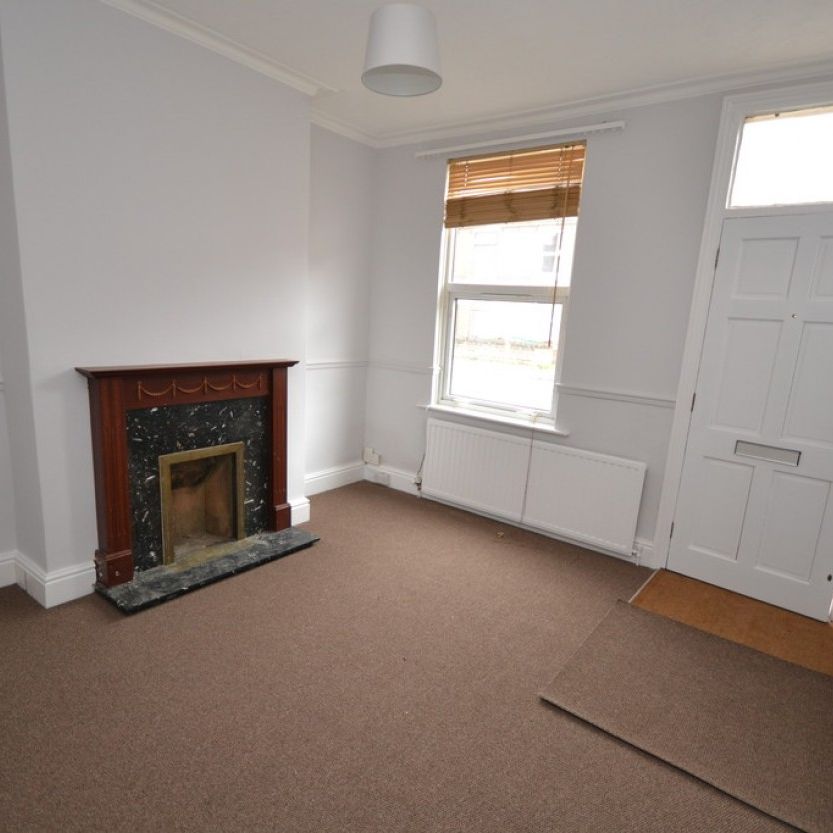 3 bed Mid Terraced House for Rent - Photo 1