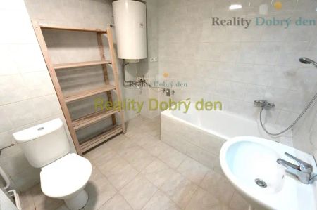 Pronájem 1,5 + 1, Cihla, Bochenkova, Opava - Photo 4