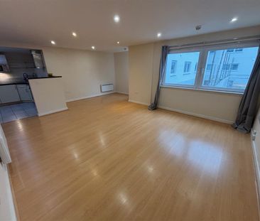 Paramount, Beckhampton Street, Swindon - Photo 1