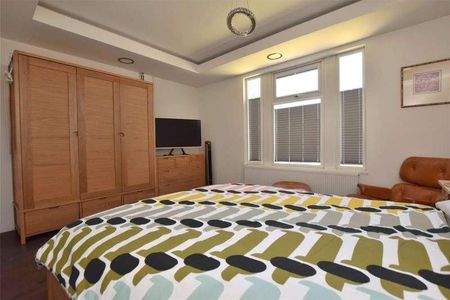 Priory Road, Gloucester, Gloucestershire, GL1 - Photo 4