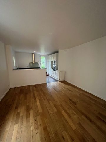 À louer : Appartement 2 pièces au coeur de Saint-Germain-en-Laye - Photo 2