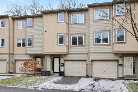 For Lease - 19 Peary Way, Kanata, Ontario - Photo 4