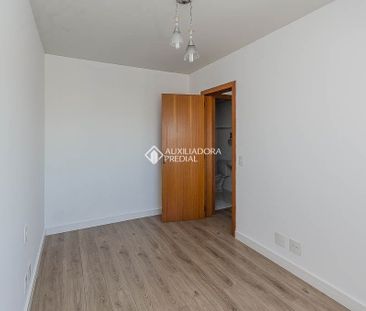 Apartamento com 2 quartos e 50m² para alugar em Azenha, Porto Alegre. - Foto 5