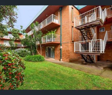 Neat & Presentable 3-Bedroom Unit in Leafy East Toowoomba - Photo 5
