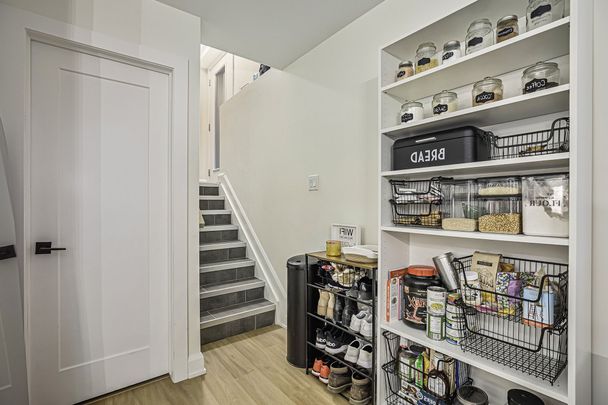 For Lease - 527 Broadhead Avenue Unit# B, Westboro - Hampton Park, Ontario - Photo 1