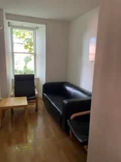 3 Bed Flat, Kensington Road, G12 - Photo 3