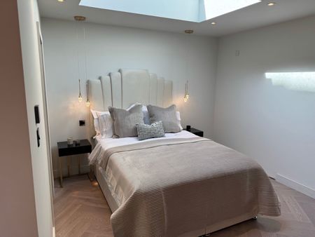 1 Bed Semi-Detached House, Penywern Road, SW5 - Photo 5