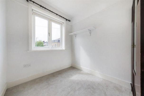 4 bedroom terraced house to rent - Photo 1