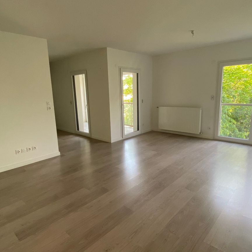 Location Appartement 3 pièces 64m² BRUGES 33520 - Photo 1