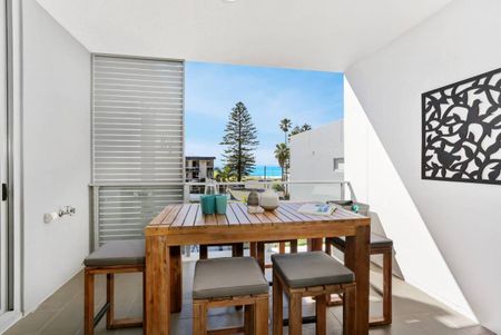 Fully Furnished Executive 3 bedroom unit across from Surf Beach - Photo 5