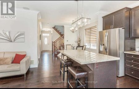 304 TRUDEAU DRIVE E - Photo 3