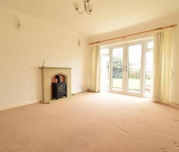 Hollingthorpe Road, Hall Green, Wakefield - Photo 2